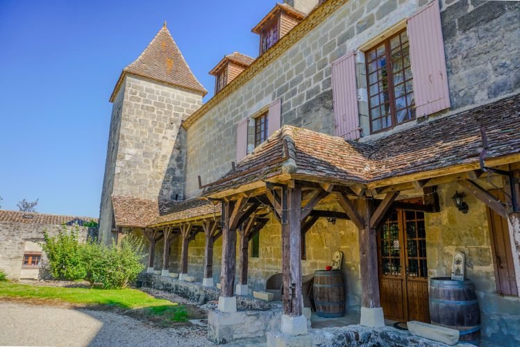 Templars%20Castle%2C%20Exterior%20ET%2C%20french%20holiday%20chateau%2C%20castle%20rental%20france%2C%20french%20chateau%20accommodation%20%2845%29